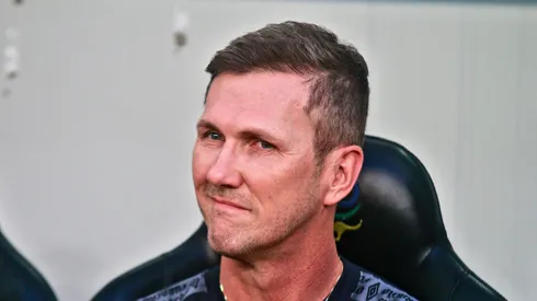 PR - Curitiba - 25/01/2023 - PARANAENSE 2023, ATHLETICO PR X FOZ DO IGUACU - Paulo Turra tecnico do Athletico-PR durante partida contra o Foz do Iguacu no estadio Arena da Baixada pelo campeonato Paranaense 2023. Foto: Gabriel Machado/AGIF