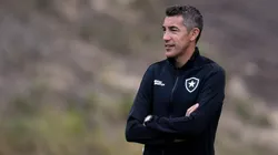 Foto: Vitor Silva/Botafogo/Divulgação - Bruno Lage: português recebeu reforços caseiros no Botafogo