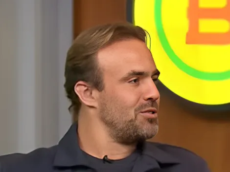 Meia estreia no Fluminense e Roger Flores faz análise para deixar torcida Tricolor animada