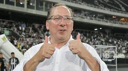 RJ - RIO DE JANEIRO - 10/06/2023 - BRASILEIRO A 2023, BOTAFOGO X FORTALEZA - John Textor dono do Botafogo durante partida contra o Fortaleza no estadio Engenhao pelo campeonato BRASILEIRO A 2023. Foto: Thiago Ribeiro/AGIF