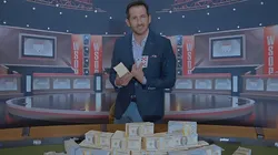 Jeff Platt é um jornalista que está dando azar aos jogadores (Foto: reprodução/PokerGO)