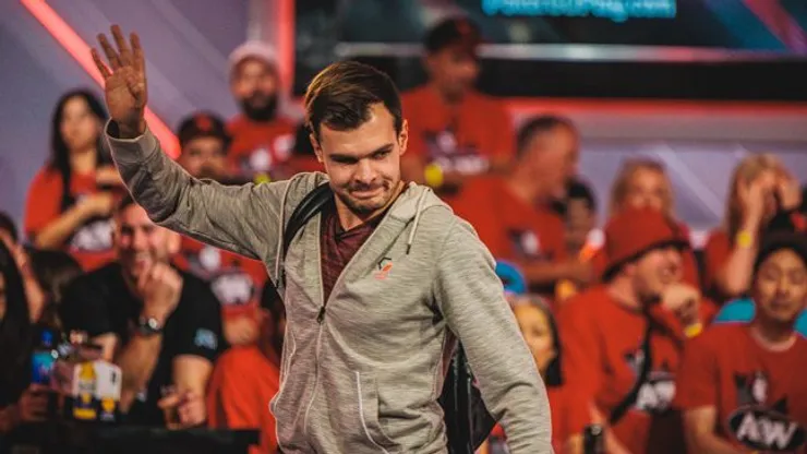 Daniel Holzner ganhou quase US$ 1 milhão na WSOP (Foto: Hayley Hochstetler)