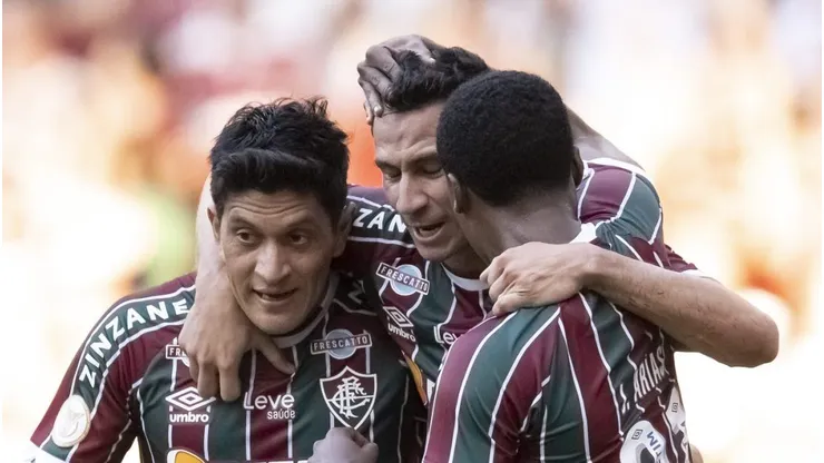 Foto: Jorge Rodrigues/AGIF - Cano, Ganso e Arias