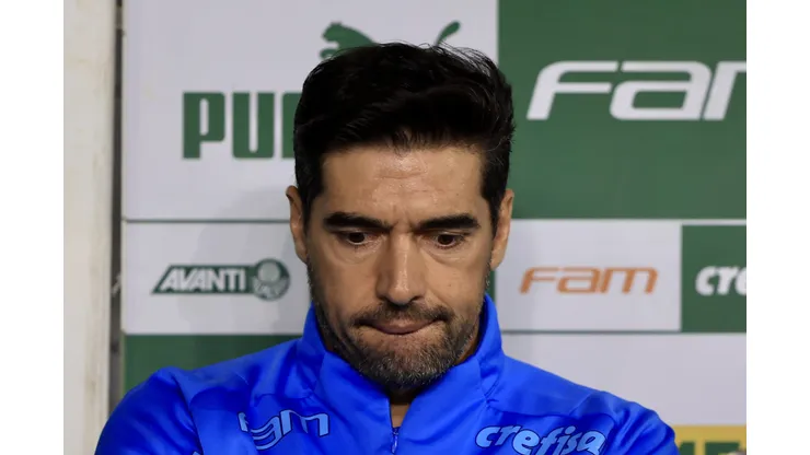 Foto: Marcello Zambrana/AGIF- Abel cobra esforço de todos
