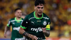 Gustavo Gómez toma decisão surpreendente após proposta para jogar com Cristiano Ronaldo