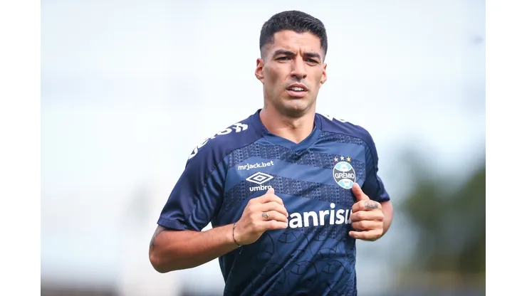 Jornalista compara Suárez com atacante do São Paulo e causa 'euforia' na web