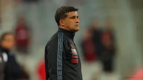 Foto: José Tramontin/athletico.com.br/Divulgação - Wesley Carvalho: treinador elogiou desempenho do Athletico