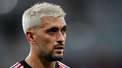 RJ – RIO DE JANEIRO – 10/05/2023 – BRASILEIRO A 2023, FLAMENGO X GOIAS – De Arrascaeta jogador do Flamengo durante partida contra o Goias no estadio Maracana pelo campeonato BRASILEIRO A 2023. Foto: Thiago Ribeiro/AGIF