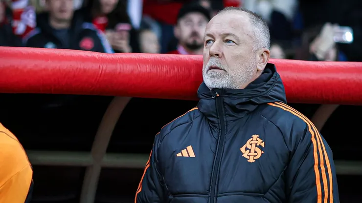RS - PORTO ALEGRE - 16/07/2023 - BRASILEIRO A 2023, INTERNACIONAL X PALMEIRAS - Mano Menezes tecnico do Internacional durante partida contra o Palmeiras no estadio Beira-Rio pelo campeonato Brasileiro A 2023. Foto: Maxi Franzoi/AGIF