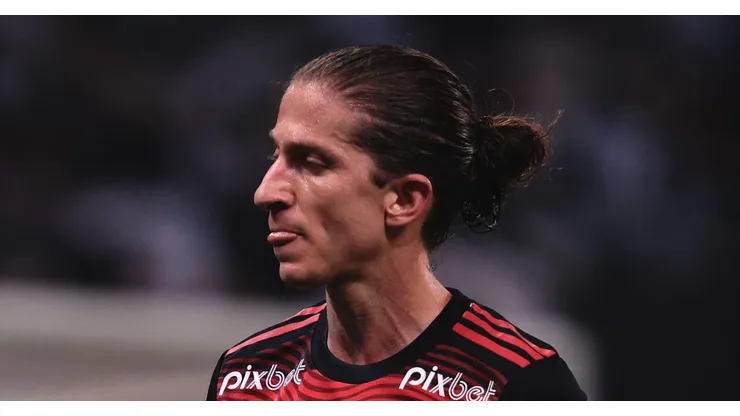 Foto: Ettore Chiereguini/AGIF - Filipe Luís voltou a atuar pelo Flamengo