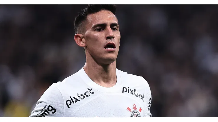 Foto: Ettore Chiereguini/AGIF - Matías Rojas agradou a Fiel em sua estreia