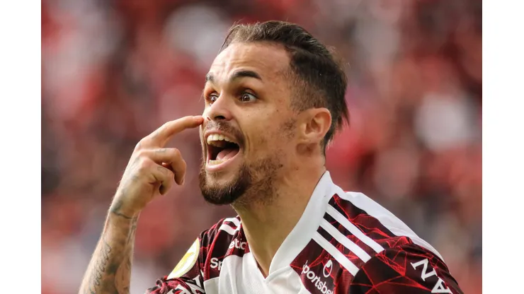 Joao Vitor Rezende Borba/AGIF. Grêmio vai com tudo e faz último avanço por Michael