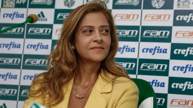SAO PAULO - SP - 08/02/2017 - RENOVACAO DE PATROCINIO DO PALMEIRAS - Leila Pereira Presidente da Crefisa durante renovacao de patrocinio da Crefisa com o Palmeiras no CT Academia de Futebol. Foto: Marcello Zambrana/AGIF