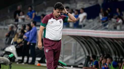 Fernando Diniz, tecnico do Fluminense, durante partida contra o Cruzeiro no Mineirão pelo Brasileirão 2023. Foto: Fernando Moreno/AGIF