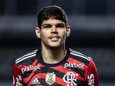 R$ 40 milhões, foi decidido: Flamengo define futuro de última hora de Ayrton Lucas