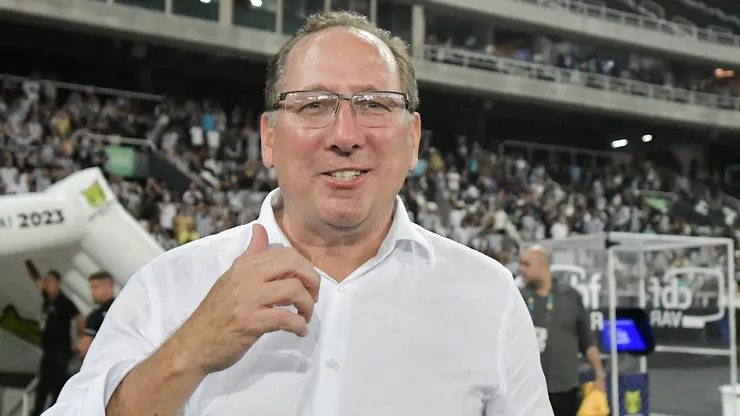 RJ - RIO DE JANEIRO - 10/06/2023 - BRASILEIRO A 2023, BOTAFOGO X FORTALEZA - John Textor dono do Botafogo durante partida contra o Fortaleza no estadio Engenhao pelo campeonato BRASILEIRO A 2023. Foto: Thiago Ribeiro/AGIF