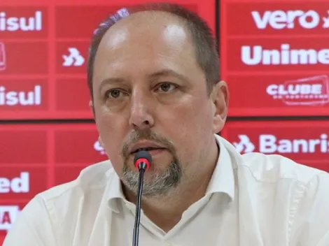 Colorados exigem que Barcellos demita M. Menezes após 'pedido de ajuda' no Inter
