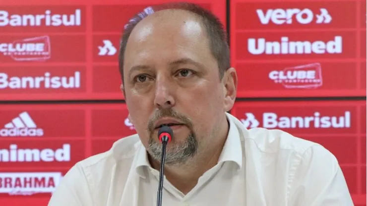 Foto: Internacional. - Barcellos, presidente.