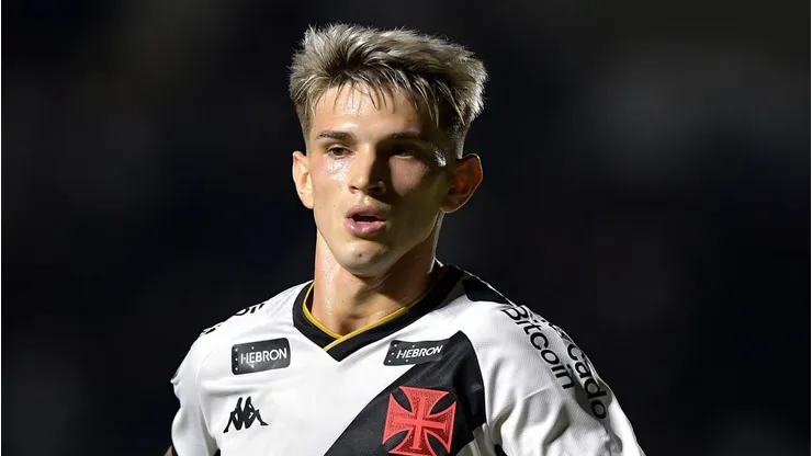 RJ - RIO DE JANEIRO - 01/05/2023 - BRASILEIRO A 2023, VASCO X BAHIA - Lucas Orellano jogador do Vasco durante partida contra o Bahia no estadio Sao Januario pelo campeonato BRASILEIRO A 2023. Foto: Thiago Ribeiro/AGIF