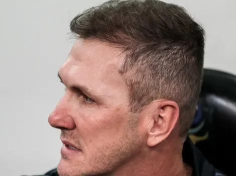 Defensor recebe proposta para trocar Santos pela Europa