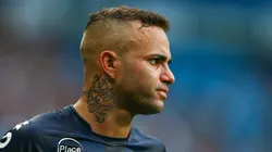 PORTO ALEGRE, BRAZIL - SEPTEMBER 01: Luan of Gremio during the match between Gremio and Botafogo as part of Brasileirao Series A 2018, at Arena do Gremio on September 1, 2018 in Porto Alegre, Brazil. (Photo by Lucas Uebel/Getty Images)