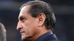 MADRID, SPAIN - DECEMBER 09: Ramon Diaz, former manager of River Plate looks on in front of Miguel Angel Russo, former manager of Boca Juniors ahead of the second leg of the final match of Copa CONMEBOL Libertadores 2018 between Boca Juniors and River Plate at Estadio Santiago Bernabeu on December 09, 2018 in Madrid, Spain. Due to the violent episodes of November 24th at River Plate stadium, CONMEBOL rescheduled the game and moved it out of Americas for the first time in history. (Photo by Laurence Griffiths/Getty Images)