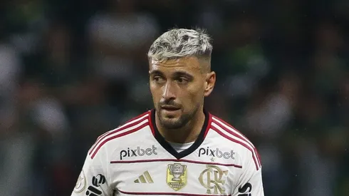 Photo by Miguel Schincariol/Getty Images - Arrascaeta corre risco de deixar o Flamengo