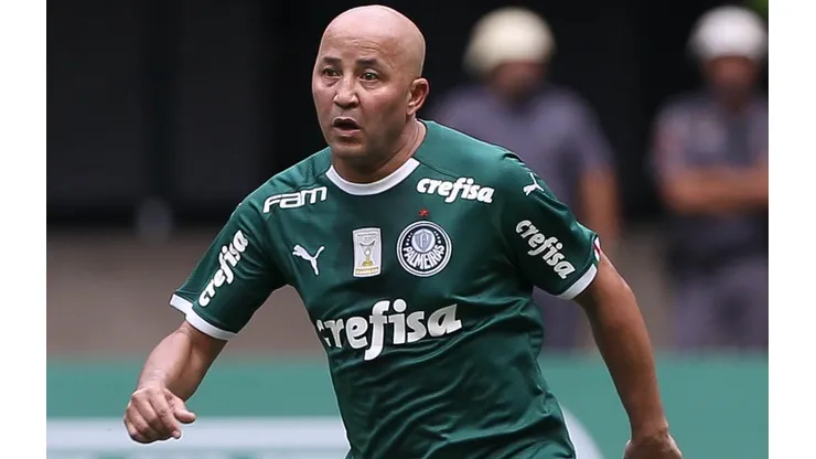 Alex Mineiro foi o artilheiro do Palmeiras em 2008 com total de 37 gols