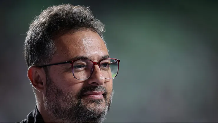 Mattos iniciou negociações com técnico da Costa Rica para assumir o Athletico em 2024 - Foto: Gilson Junio/AGIF