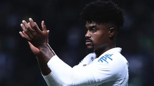 Foto: Ettore Chiereguini/AGIF - Bauermann saiu do Santos após muita polêmica.