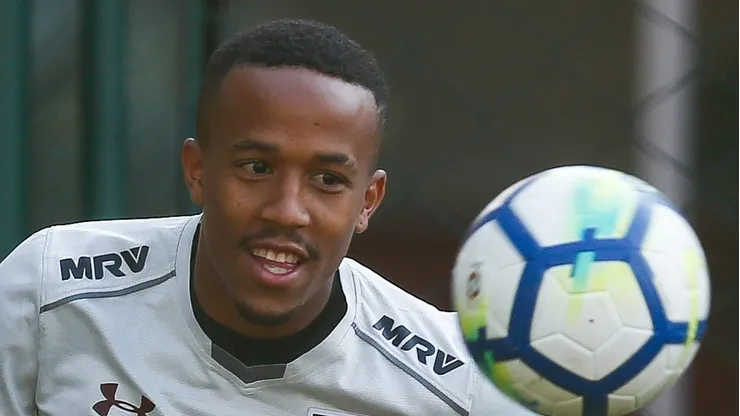 SP - Sao Paulo - 04/05/2018 - Treino do Sao Paulo - Militao durante treino do Sao Paulo no CT Barra Funda. Foto: Marcello Zambrana/AGIF