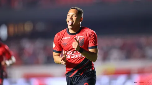 Foto: Gustavo Oliveira/athletico.com.br/Divulgação - Vitor Roque: vendido pelo Athletico ao Barcelona