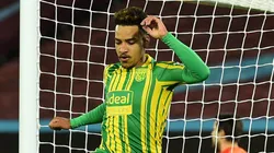 LONDON, ENGLAND - JANUARY 19: Matheus Pereira of West Bromwich Albion celebrates after scoring their sides first goal during the Premier League match between West Ham United and West Bromwich Albion at London Stadium on January 19, 2021 in London, England. Sporting stadiums around the UK remain under strict restrictions due to the Coronavirus Pandemic as Government social distancing laws prohibit fans inside venues resulting in games being played behind closed doors. (Photo by Glyn Kirk - Pool/Getty Images)