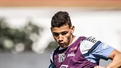 Fotos: Divulgação Flickr Santos/Raul Baretta - Deivid Washington apronta no Santos