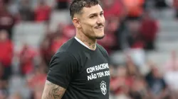 Grêmio define data de saída de Vina para o Oriente Médio