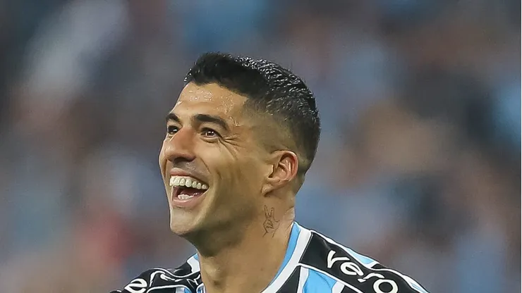 RS - PORTO ALEGRE - 21/05/2023 - BRASILEIRO A 2023, GREMIO X INTERNACIONAL - Luis Suarez jogador do Gremio comemora seu gol durante partida contra o Internacional no estadio Arena do Gremio pelo campeonato BRASILEIRO A 2023. Foto: Pedro H. Tesch/AGIF