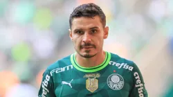 SP - SAO PAULO - 25/06/2023 - BRASILEIRO A 2023, PALMEIRAS X BOTAFOGO - Raphael Veiga jogador do Palmeiras durante partida contra o Botafogo no estadio Arena Allianz Parque pelo campeonato BRASILEIRO A 2023. Foto: Marcello Zambrana/AGIF