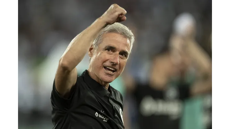 Foto: Jorge Rodrigues/AGIF- Tchê Tchê é titular absoluto