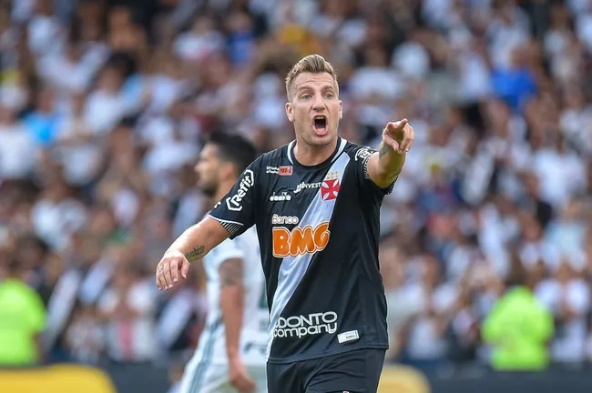 Foto: Thiago Ribeiro/AGIF