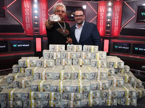 Chef celebridade apresenta novo bracelete cravejado de joias na WSOP