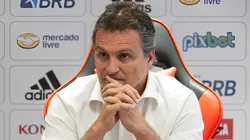 Dirigente do Flamengo 'acusa' Palmeiras de fazer pressão no juiz para vencer