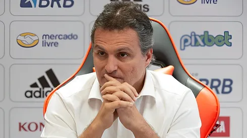 Dirigente do Flamengo 'acusa' Palmeiras de fazer pressão no juiz para vencer