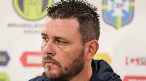 PR - CURITIBA - 08/07/2023 - BRASILEIRO A 2023, CORITIBA X AMERICA-MG - Thiago Kosloski tecnico do Coritiba durante entrevista antes da partida contra o America-MG no estadio Couto Pereira pelo campeonato Brasileiro A 2023. Foto: Robson Mafra/AGIF