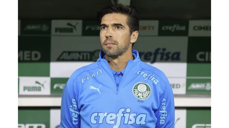 Marcello Zambrana/AGIF - Treinador está negociando todos os jovens nos últimos meses