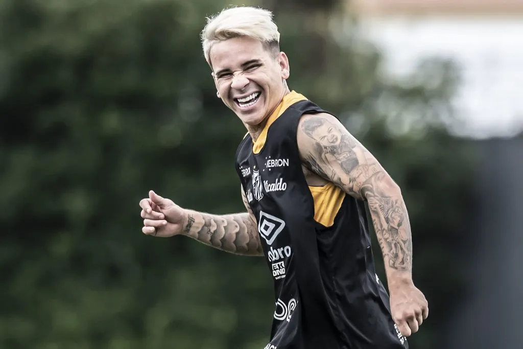 Foto: Ivan Storti/Santos – Soteldo está afastado pela comissão do Santos e espera ofertas do exterior
