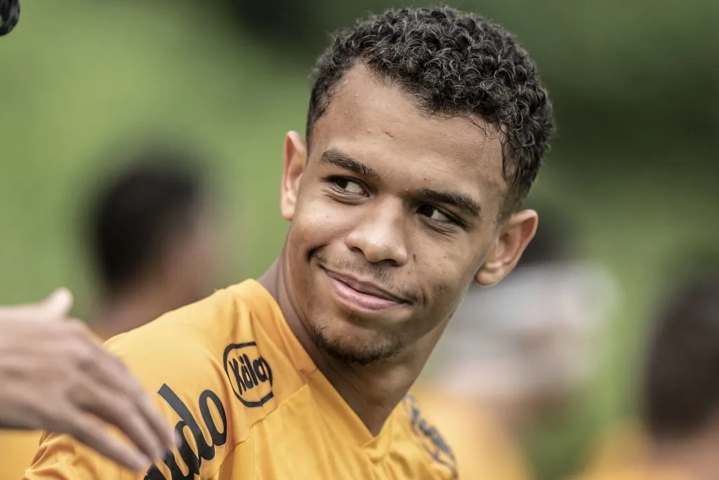 Foto: Ivan Storti/Santos FC – Sandry entrou de titular sob o comando de Paulo Turra contra o Goiás