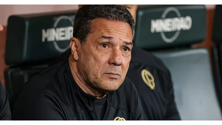 Foto: Gilson Lobo/AGIF - Luxemburgo comemorou vitória do Corinthians
