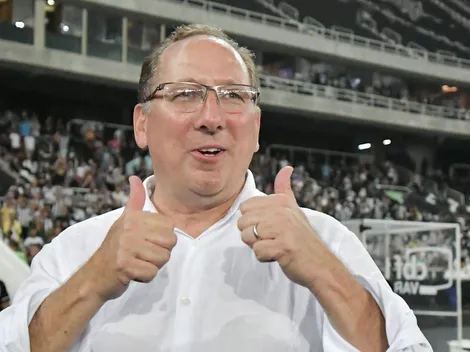 Textor barra empréstimo, mas aceita venda de lateral no Botafogo e torcida 'reprova'