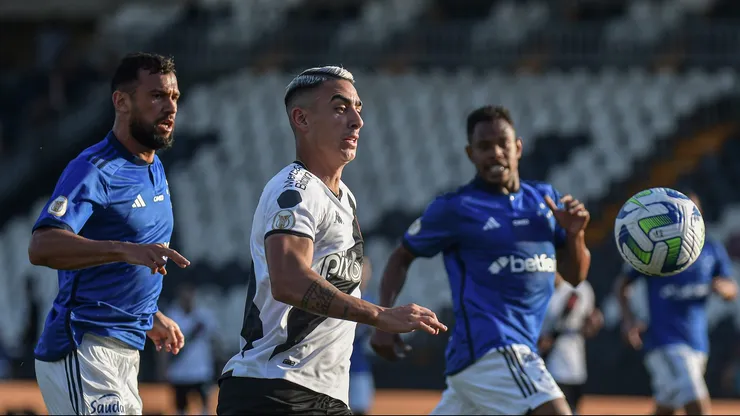 RJ - RIO DE JANEIRO - 08/07/2023 - BRASILEIRO A 2023, VASCO X CRUZEIRO - Puma Rodriguez jogador do Vasco durante partida contra o Cruzeiro no estadio Sao Januario pelo campeonato Brasileiro A 2023. Foto: Thiago Ribeiro/AGIF