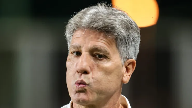 MG - BELO HORIZONTE - 22/04/2023 - BRASILEIRO A 2023, CRUZEIRO X GREMIO - Renato Gaucho tecnico do Gremio durante partida contra o Cruzeiro no estadio Independencia pelo campeonato BRASILEIRO A 2023. Foto: Gilson Junio/AGIF